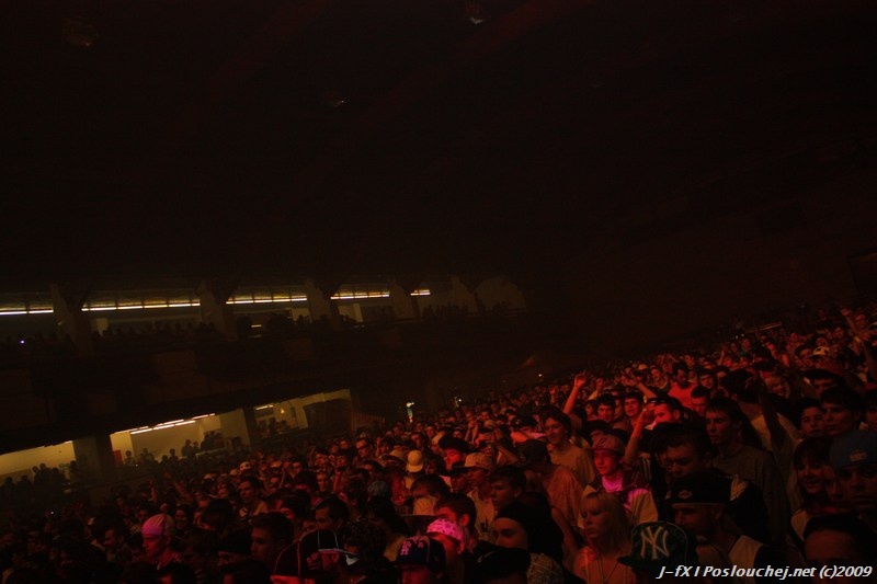 ice cube - 10.4.09